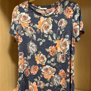 Boutique floral top. Stretchy and so comfortable!